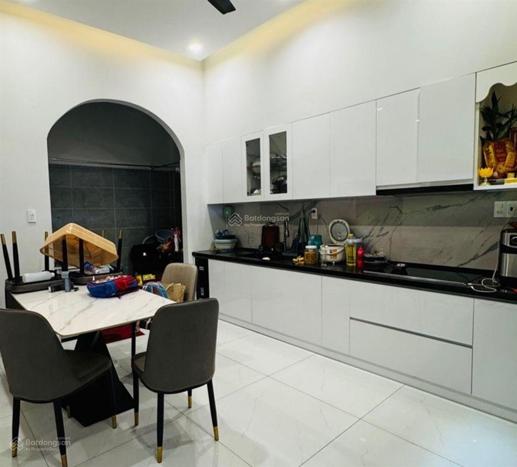Bán nhà sát mặt tiền hậu giang 44m2 3 tầng giá chỉ nhỉnh 4ty