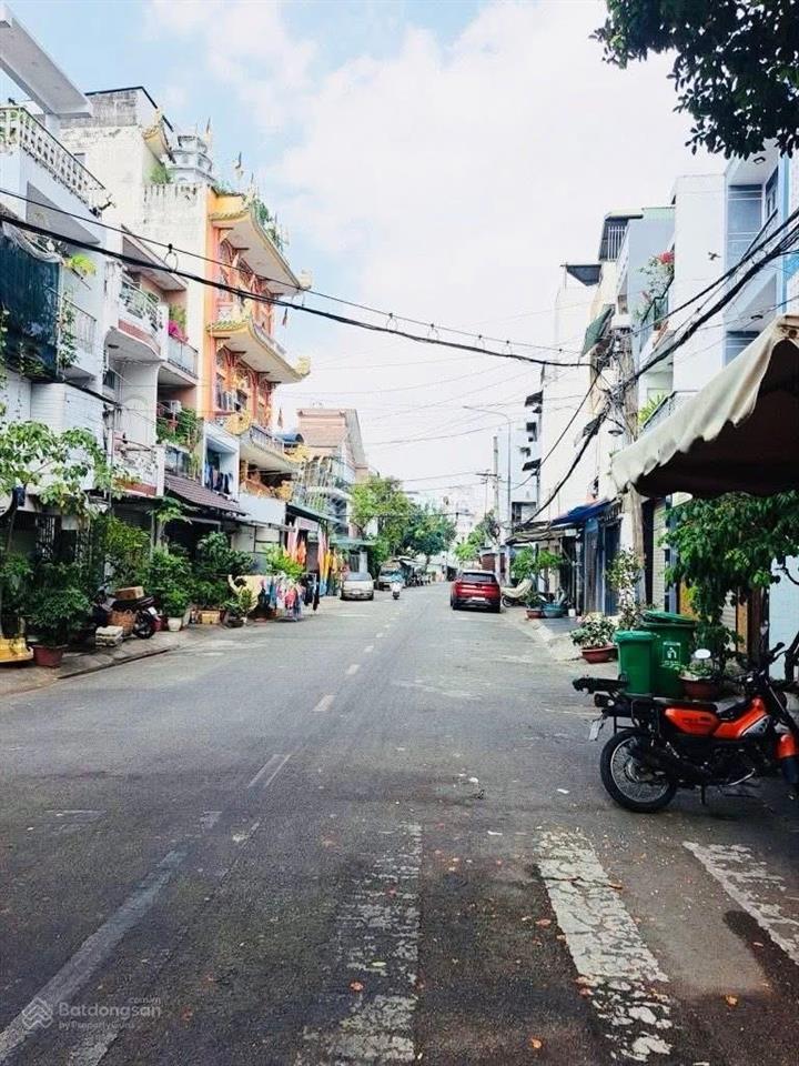 Bán nhà mặt tiền phan văn năm,nhỉnh 7 tỷ vnd, 60m2, view đẹp, chính chủ