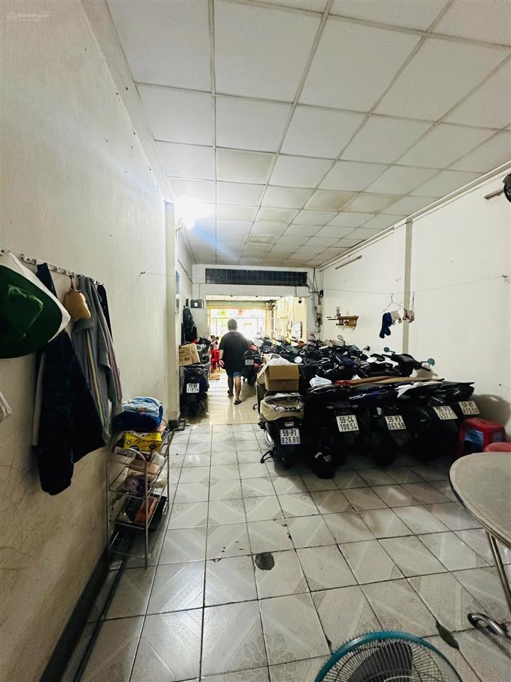 Bán nhà mặt phố âu cơ, hơn 11 tỷ vị trí đẹp, kinh doanh siêu đỉnh, 101m2