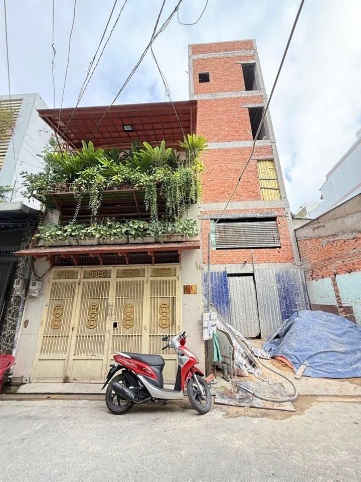 Bán nhà mặt phố tại quách hữu nghiêm, tân phú, 8,99 tỷ, 84m2, hàng hot