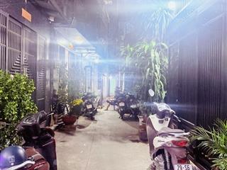 Chỉ 3 tỷ có nhà trung tâm quận 10 hẻm thông thoáng sổ hồng riêng, giá tốt