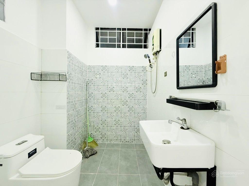 Chỉ hơn 2 tỷ ac đã sở hữu được căn chung cư thang máy sổ hồng riêng tại quận 11,giá tốt