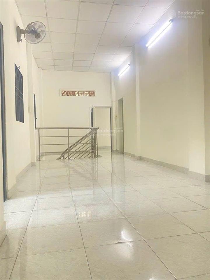 Nhà đẹp btct hồng lạc  tân bình 41.86m2 chỉ 3,3 tỷ thương lượng chính chủ, giá quá tốt