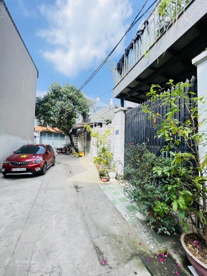 Bán nhà riêng ở hương lộ 2, 3,3 tỷ, 50m2 đẹp xuất sắc