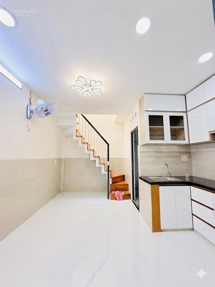 Bán nhà riêng tại đường phan thị hành, 2 tỷ vnd, 17 m2, chính chủ uy tín