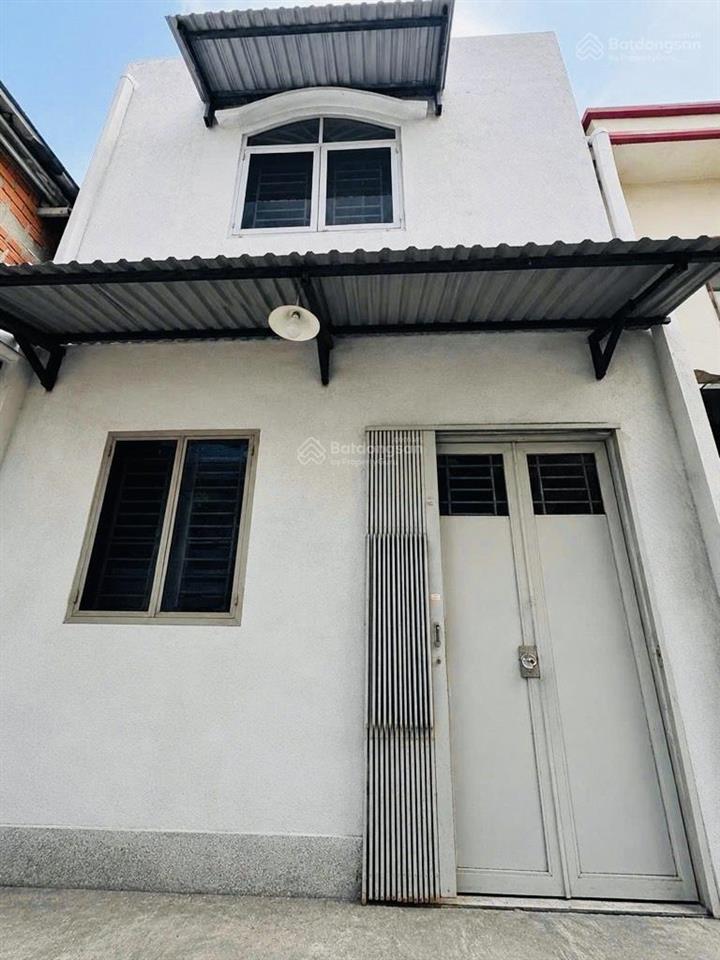 Bán gấp nhà riêng tại tô hiệu,nhỉnh 4 tỷ, 55m2, 2pn, 2wc, đầy đủ nội thất