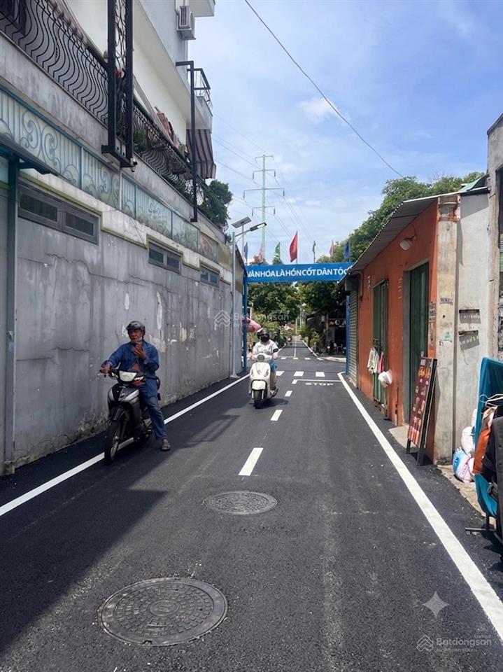 Bán nhà hẻm xe tải nguyễn sơn, nhỉnh 5 tỷ, 55m2, 2pn, 2wc, 2 tầng, giá tốt
