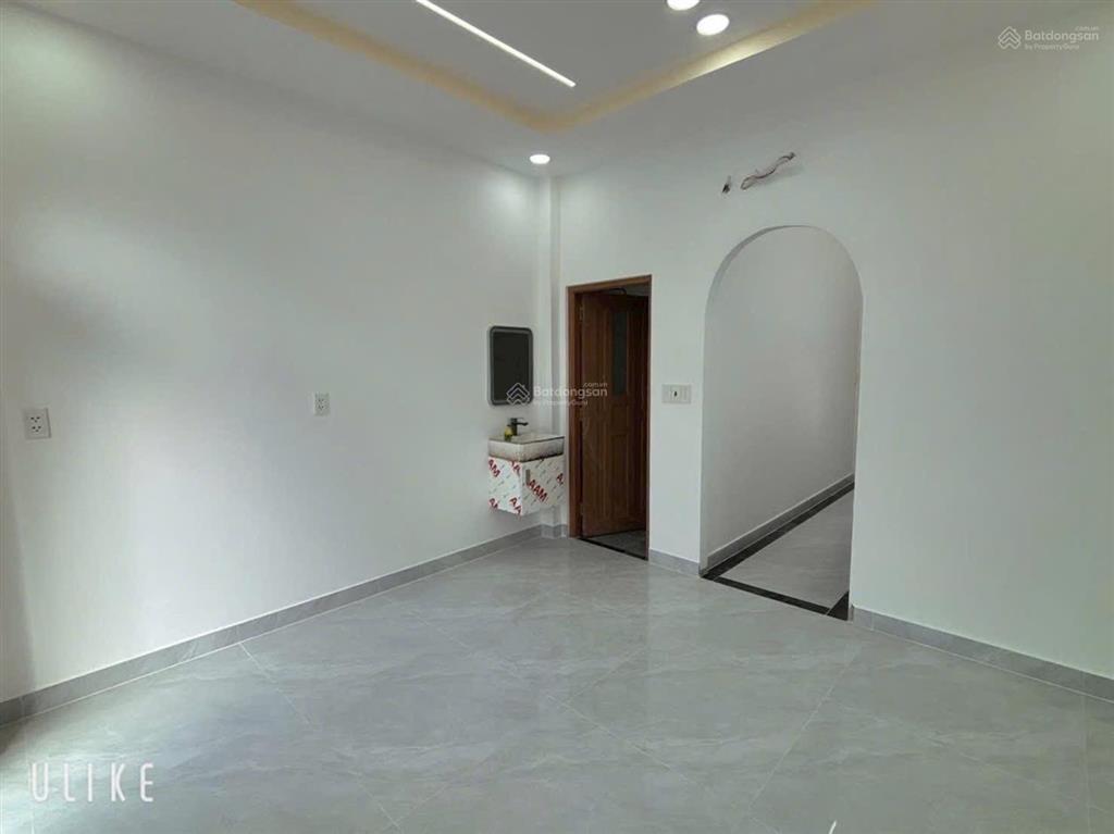 Nhà hẻm xe hơi tô hiệu, tân phú sát sạch mặt tiền cạnh đầm sen giá chỉ hơn 6 tỷ (tl)