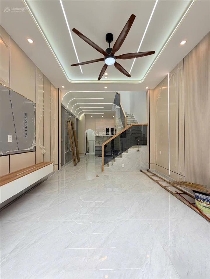 Nhà hẻm xe hơi tô hiệu, tân phú sát sạch mặt tiền cạnh đầm sen giá chỉ hơn 6 tỷ (tl)