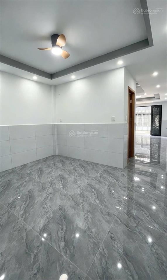 Bán nhà mới đẹp  hẻm ô tô thông  2 tầng  sổ hồng riêng  quận bình tân giáp tân phú