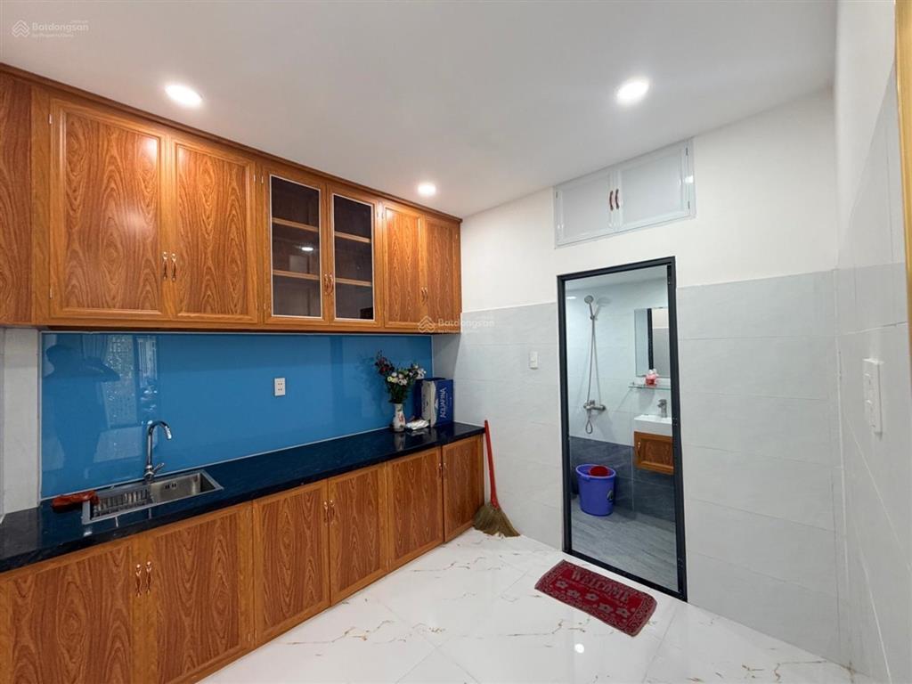 Bán gấp nhà mới đẹp nội thất xịn đường ô tô 6m gần aeon tân phú