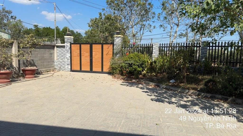 Chính chủ cho thuê nhà vườn mới xây 500m2 ngay trung tâm tp. bà rịa