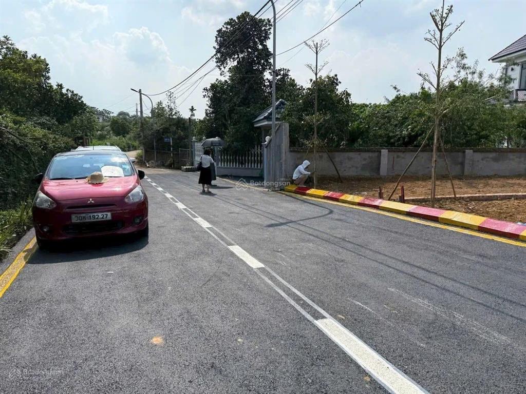 E chính chủ cần vốn chuyển nhượng làm ăn nên cắt lỗ mảnh đất 100m2 tại hoà lạc