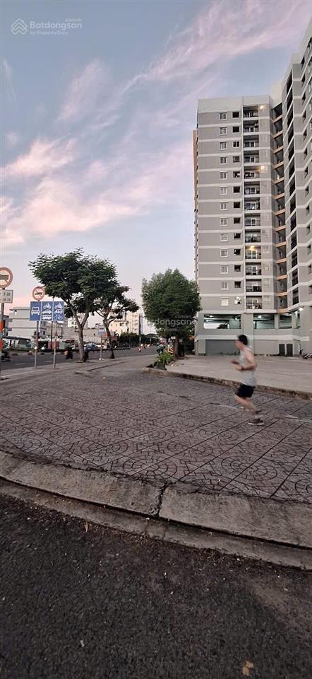 Bán chung cư c8 chính chủ 73m2