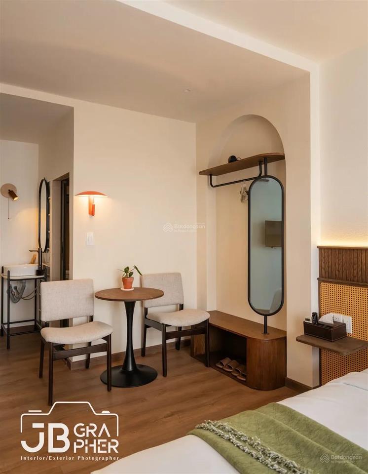Cho thuê căn hộ full nội thấttrung tâm quận 1gần chợ bến thànhbùi việnsaigon centre,..