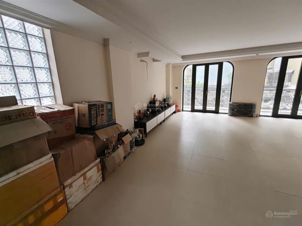 Cho thuê mặt bằng kinh doanh văn phòng showroom ngõ 178 thái hà, đống đa, hà nội