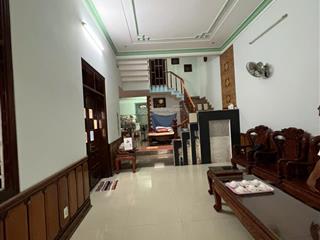 Bán nhà 3 tầng cù chính lan  diện tích lớn 137m²  chính chủ lâu đời