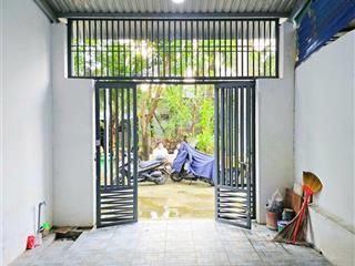 3,6 tỷ, bán đất tặng nhà 2 tầng, 64m(4x16), gần đại hoc tài chính marketing, võ văn hát.