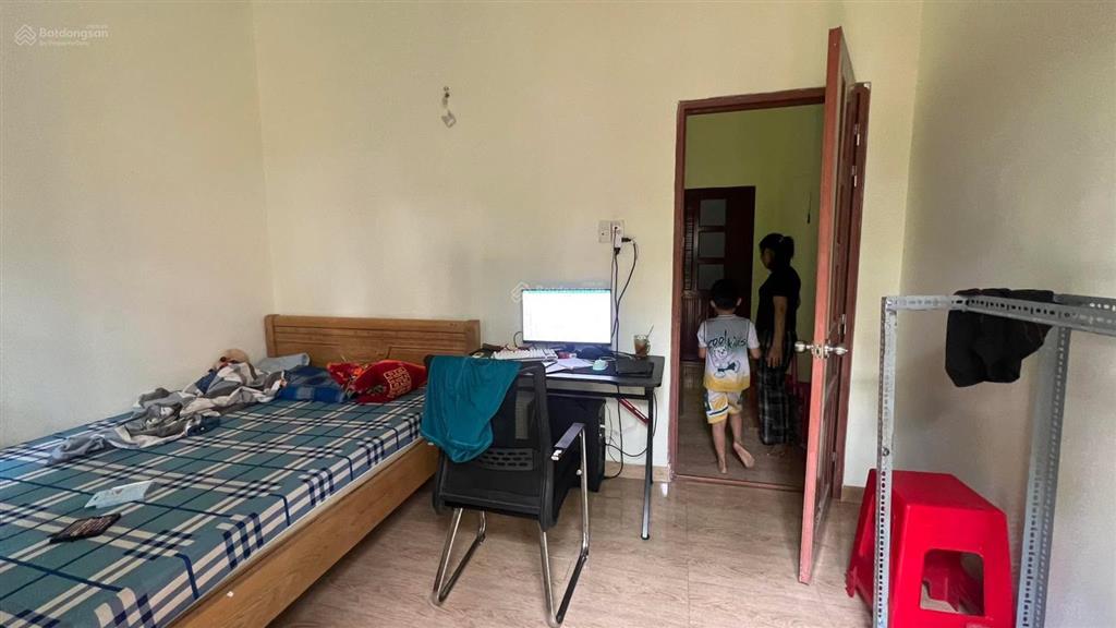 4,3 tỷ tl, bưng ông thoàn, nhà 2 tầng, khu phân lô đường ô tô chạy vòng