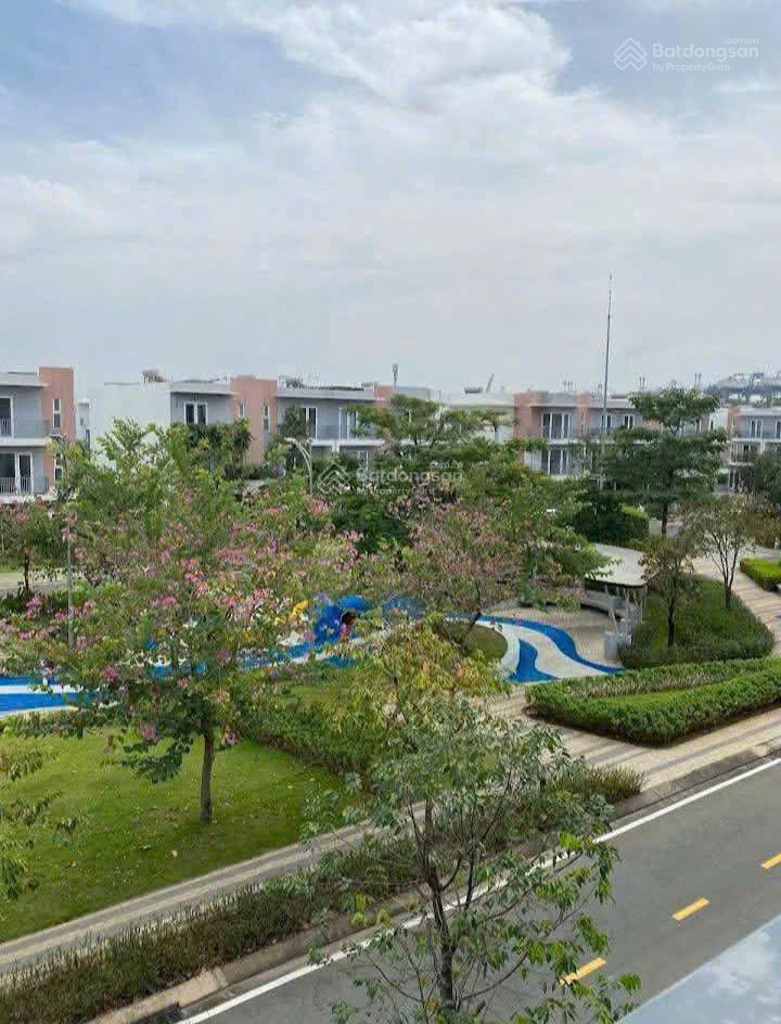 7,9 tỷ, dragon village, trực diện công viên, 90m2(6x15), 1 trệt 2 lầu tlcc