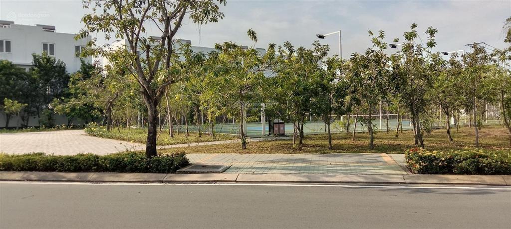 7,9 tỷ, dragon village, trực diện công viên, 90m2(6x15), 1 trệt 2 lầu tlcc