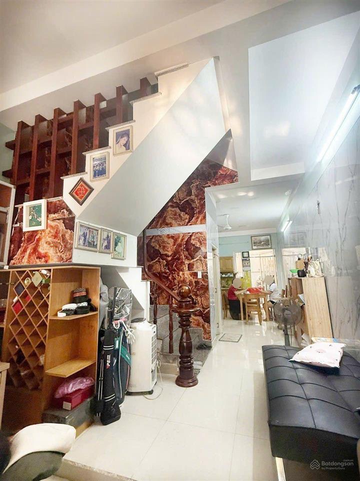 Bán nhà bình trưng, q2, nhà 4 tầng, 83m(4x21), đường ô tô tránh, giá 9,5 tỷ tl