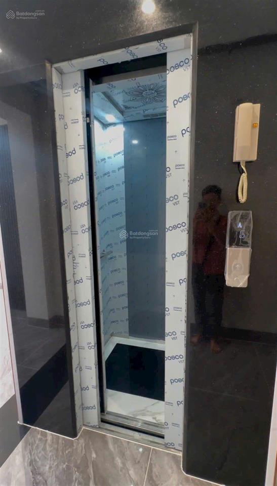 Bán nhà q2, 4 tầng, thang máy, 5 pn, full nội thất, đường ô tô, nhỉnh 9 tỷ, sổ hoàn công