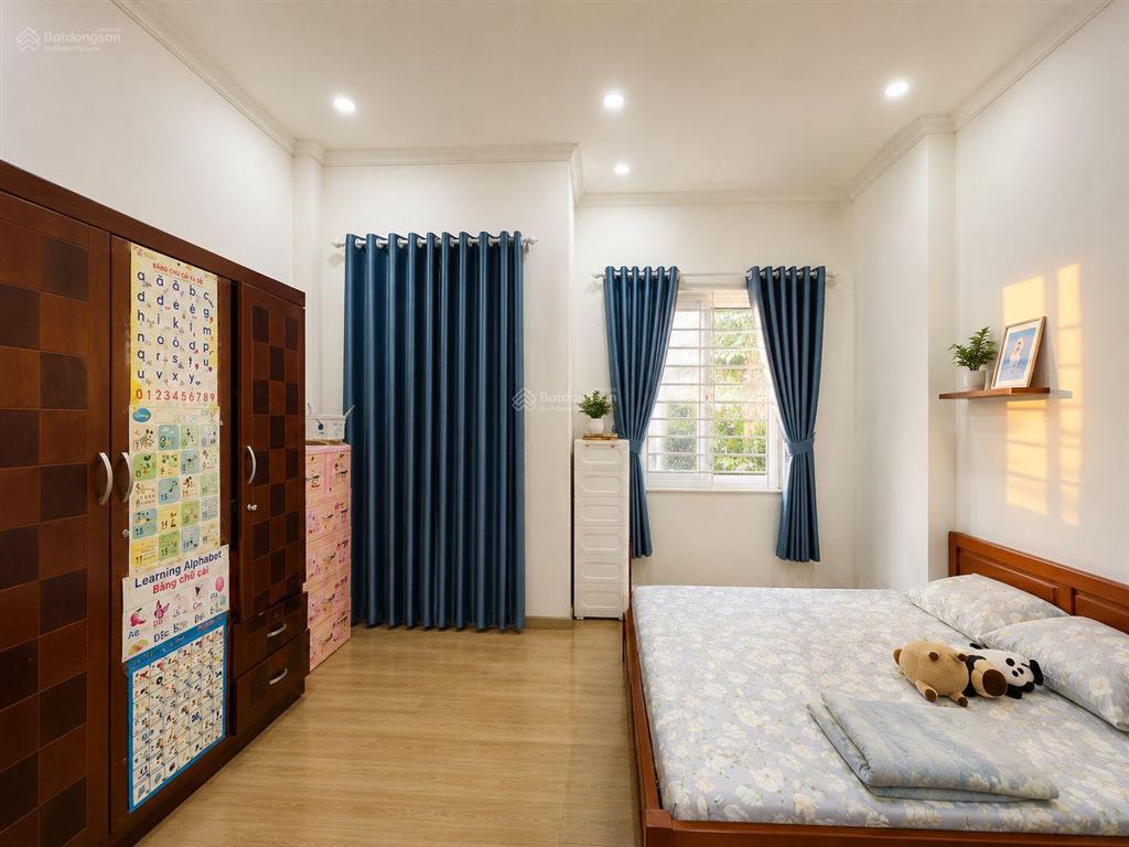 Nhà bán, bình trưng, q2, 104m2 (5,8x18), nhà 2 tầng, đường ô tô, giá 7,9 tỷ tl