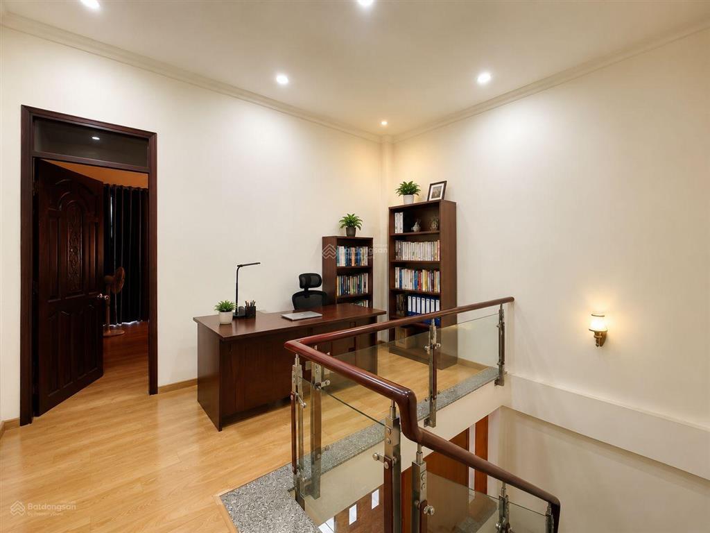 Nhà bán, bình trưng, q2, 104m2 (5,8x18), nhà 2 tầng, đường ô tô, giá 7,9 tỷ tl