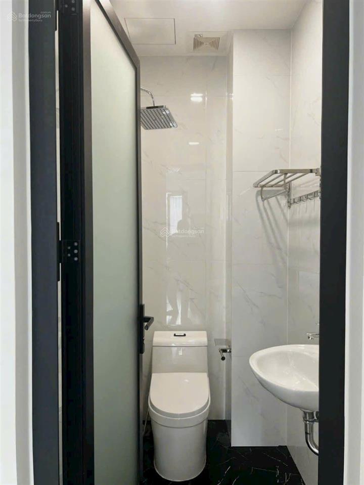 Kề bên q2, 7,3 tỷ, còn tl, 4 tầng, 86m, mặt tiền, gần vòng xoay ph, sổ hoàn công