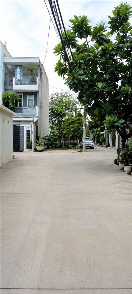 Bán nhà kề q2, nhà 4 tầng, 80m(5x16), 4 pn, đường ô tô tránh, giá 6,1 tỷ còn tl, sổ hoàn công đẹp