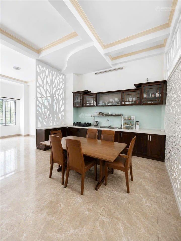 Biệt thự 330m(10x33), liền kề q2, đường xe tải tránh, giá 17 tỷ tlcc