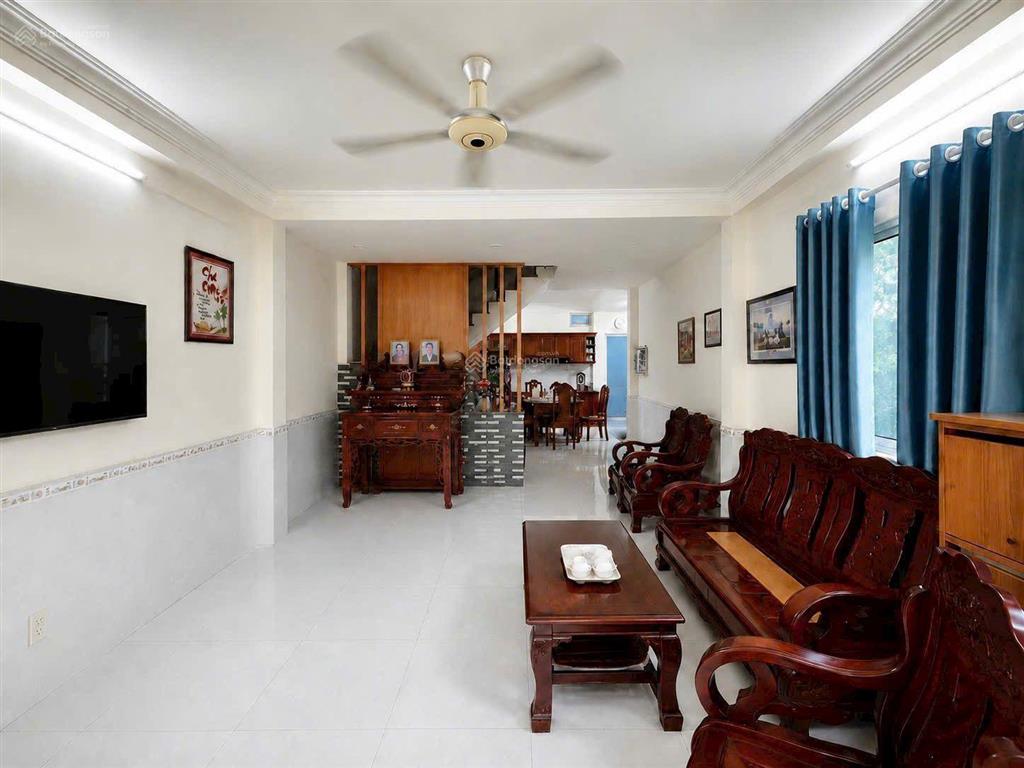 Nhà bán, bình trưng, q2, 2 tầng 104m2 (5,8x18), đường ô tô, giá 7,9 tỷ tl.