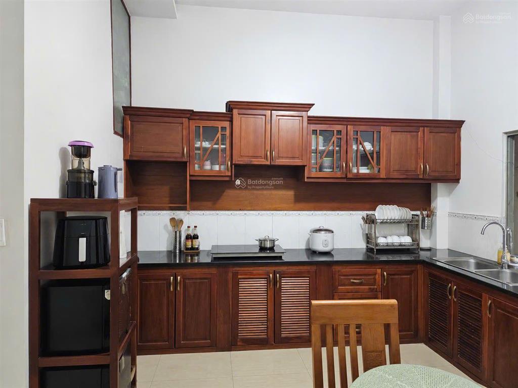 Bán nhà q2, đường ô tô tránh3 tầng sổ hoàn công giá 8,6 tỷ .tl