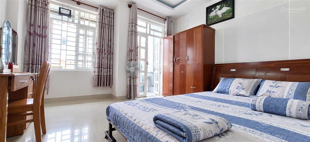 Bán nhà q2, đường ô tô tránh3 tầng sổ hoàn công giá 8,6 tỷ .tl