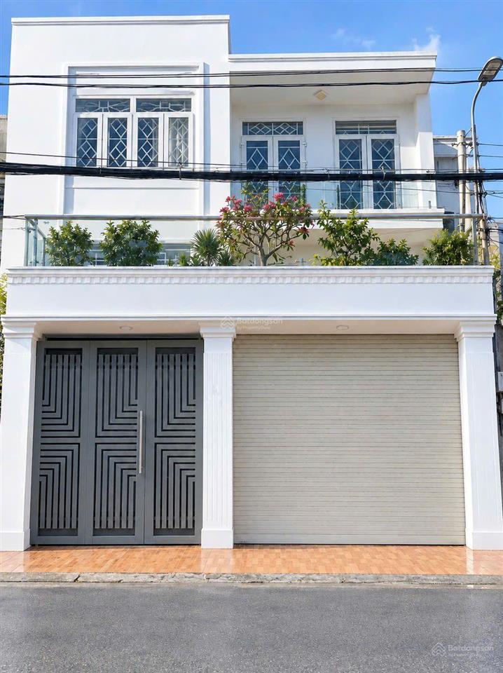 Bán nhà q2, ngang 7 mét, đường 16 mét, nhà 2 tầng 97m, giá 10,9 tỷ tlcc