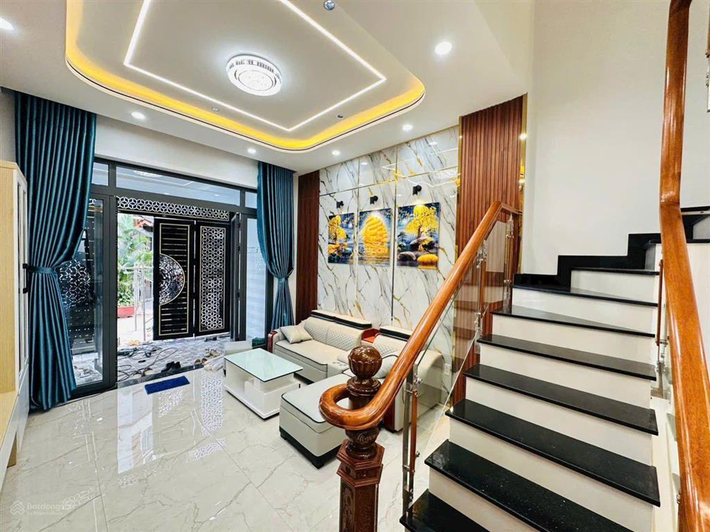 Bán nhà mới xây tại lã xuân oai, long trường .quận 9 .5,7 tỷ, 56m2, 4pn, 4wc, 4 tầng, thủ đức, hcm