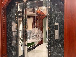 Bán nhà riêng tại tân hương, 16 tỷ, 92m2, 4pn ,5wc,thang máy, 5 tầng ,hẻm xe hơi thông.