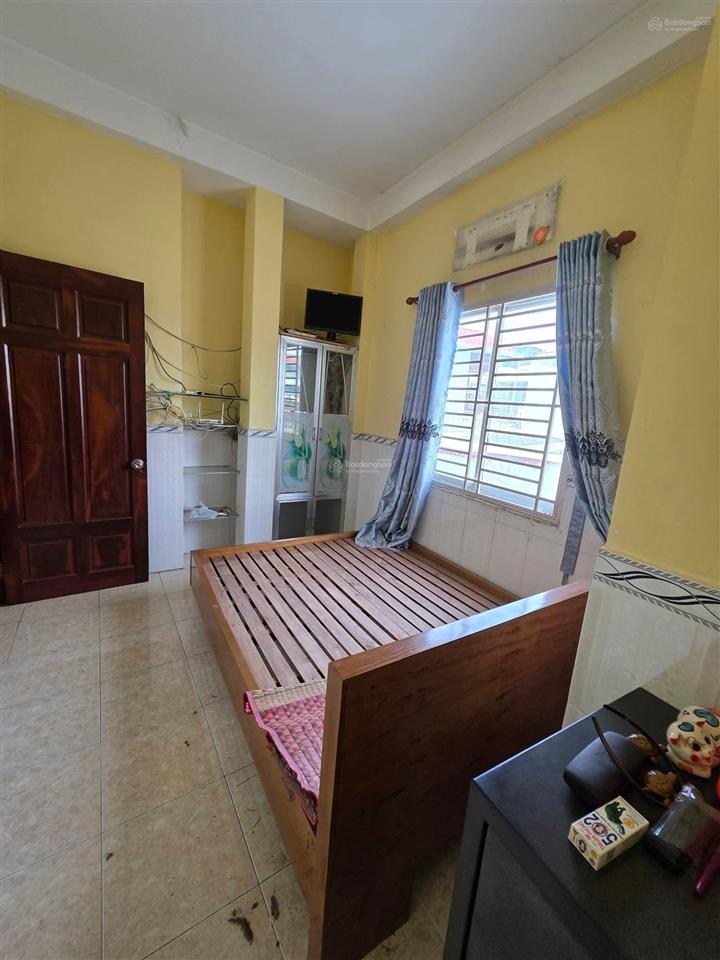 Quận 11 nhà 5 tầng ngang 3,7m nở hậu 4,7m dài 11m giá 5,95 tỷ .hoàn công .