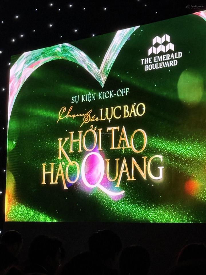 Bán căn hộ the emerald boublvard