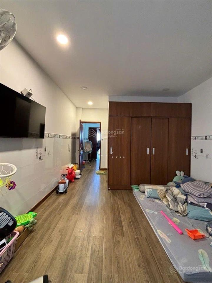 Bán nhà cạnh khu tên lửa 5 tầng 53m² (6 phòng ngủ)