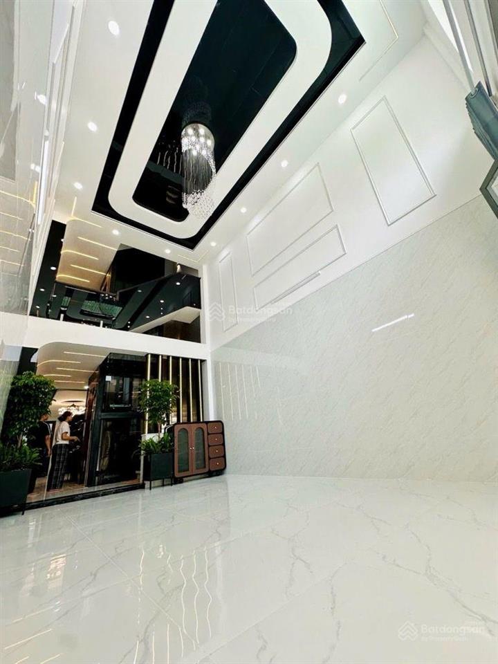 Siêu phẩm 5 tầng thang máy giáp quận 6, tân phú 86m 7 phòng ngủ full nội thất