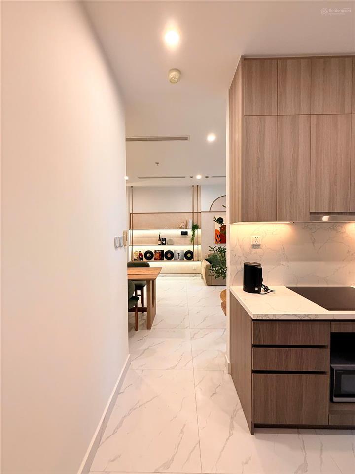 Cho thuê 2pn full nội thất luxury giá chỉ 22tr tại the opus one  vinhomes grand park