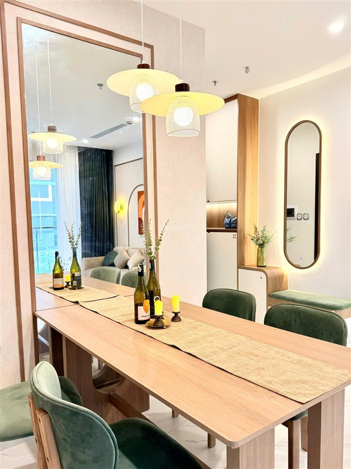 Cho thuê 2pn full nội thất luxury giá chỉ 22tr tại the opus one  vinhomes grand park