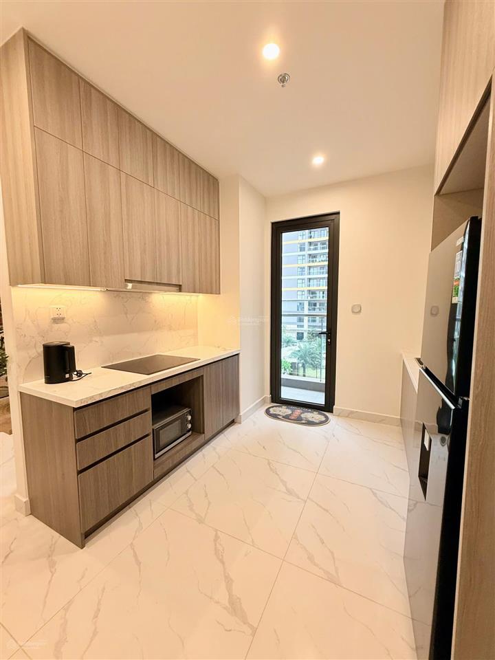Cho thuê 2pn full nội thất luxury giá chỉ 22tr tại the opus one  vinhomes grand park