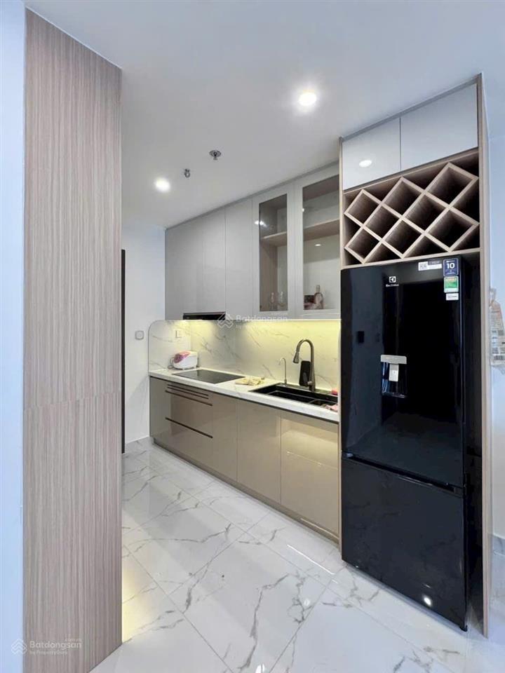 Cho thuê căn 2pn full nội thất luxury chỉ với giá 12tr tại vinhomes grand park