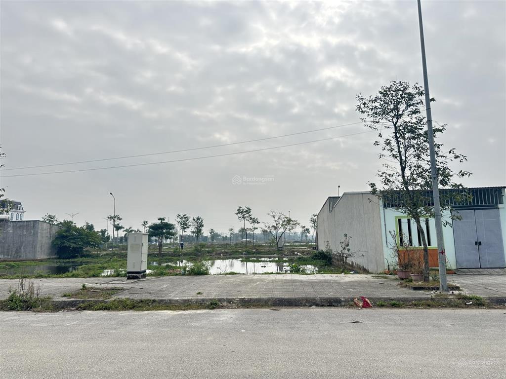 Bán đất đẹp quảng thành, thanh hóa ngay cạnh siêu thị aoemall  pháp lý chuẩn, chính chủ