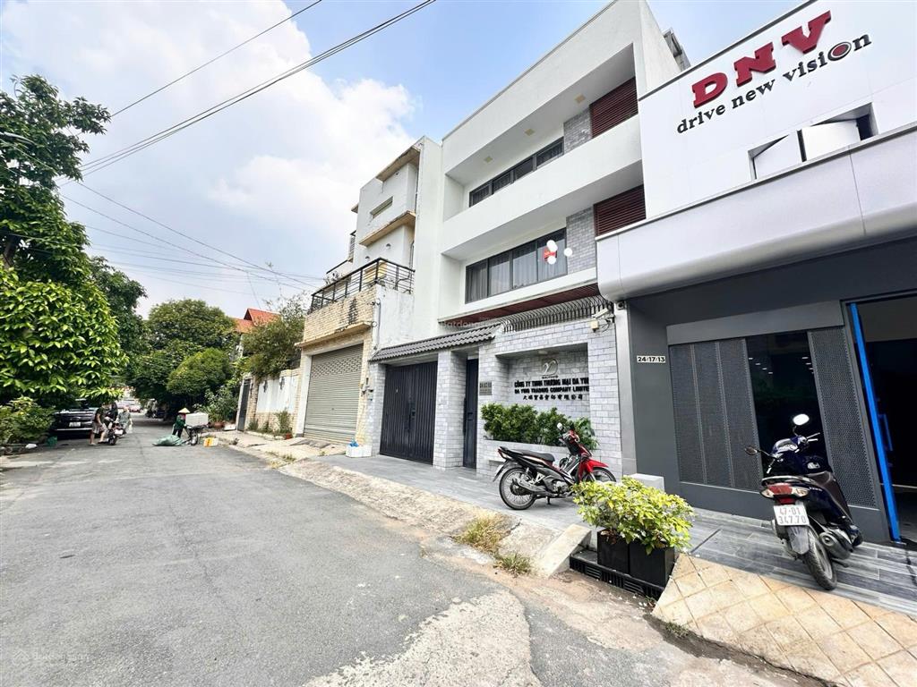 Gấp bán nhà phố 8x16m 1 hầm + 3 tầng nhánh đường 23 .p.hiệp bình chánh ,tp.thủ đức .nay là tp.hcm