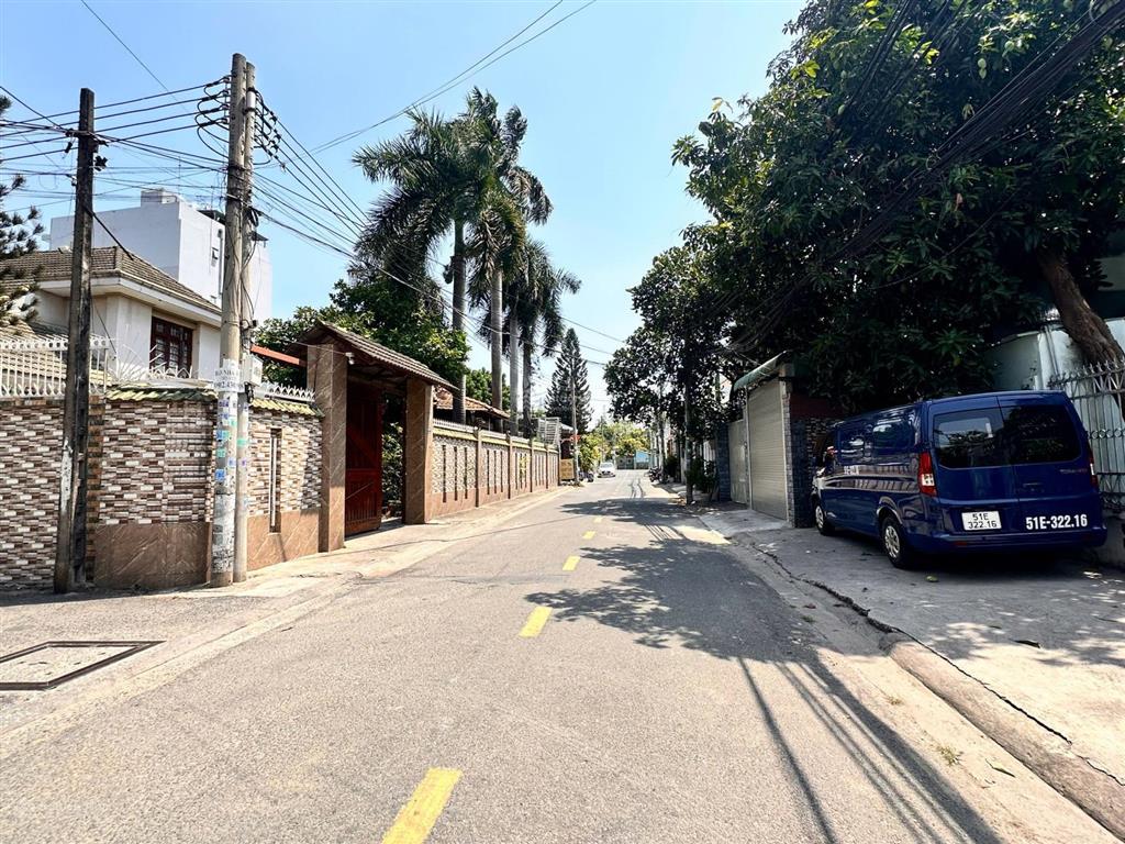 Bán nhà 3 lầu mặt tiền đường số 4, p. tam phú, tp. thủ đức, 5.8mx18.5m(107m2) nay là tp. hcm