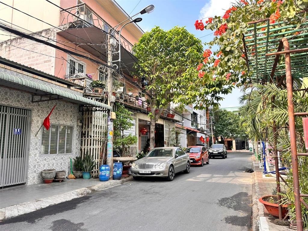 Gấp bán nhà nhánh đường số 9, p.linh tây, thủ đức (nay là linh xuân, hcm)  6x13m (78m2) đường 8m